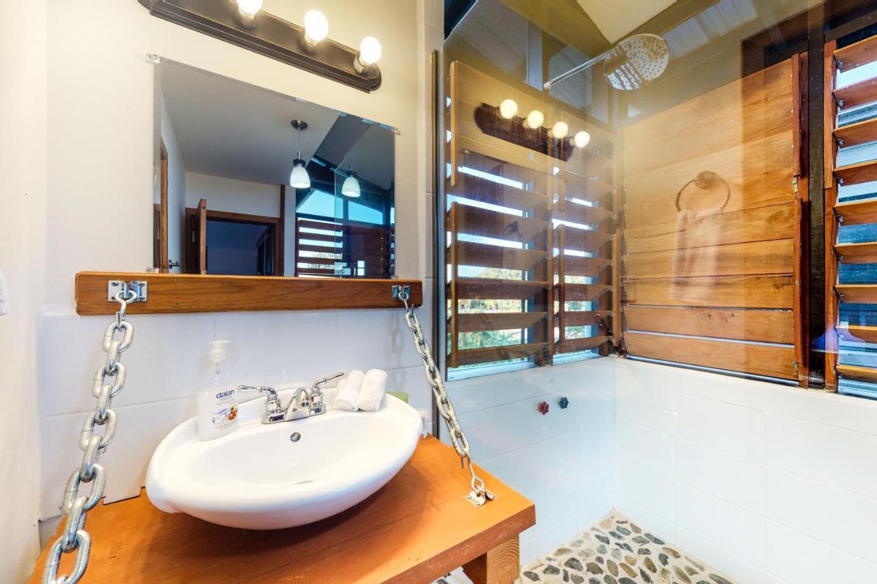 Inn The Trees Cabanas Placencia Екстер'єр фото